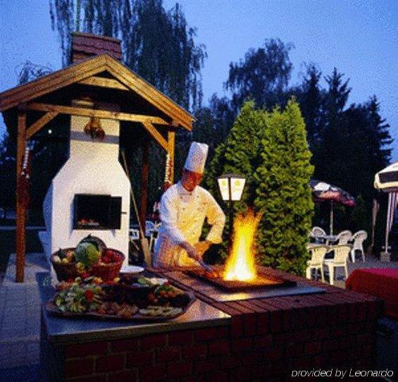 Hotel Nagyerdo Debrecen Nhà hàng bức ảnh