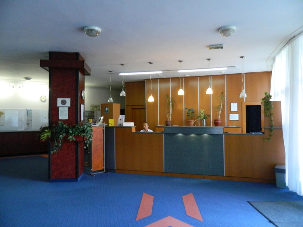 Hotel Nagyerdo Debrecen Ngoại thất bức ảnh